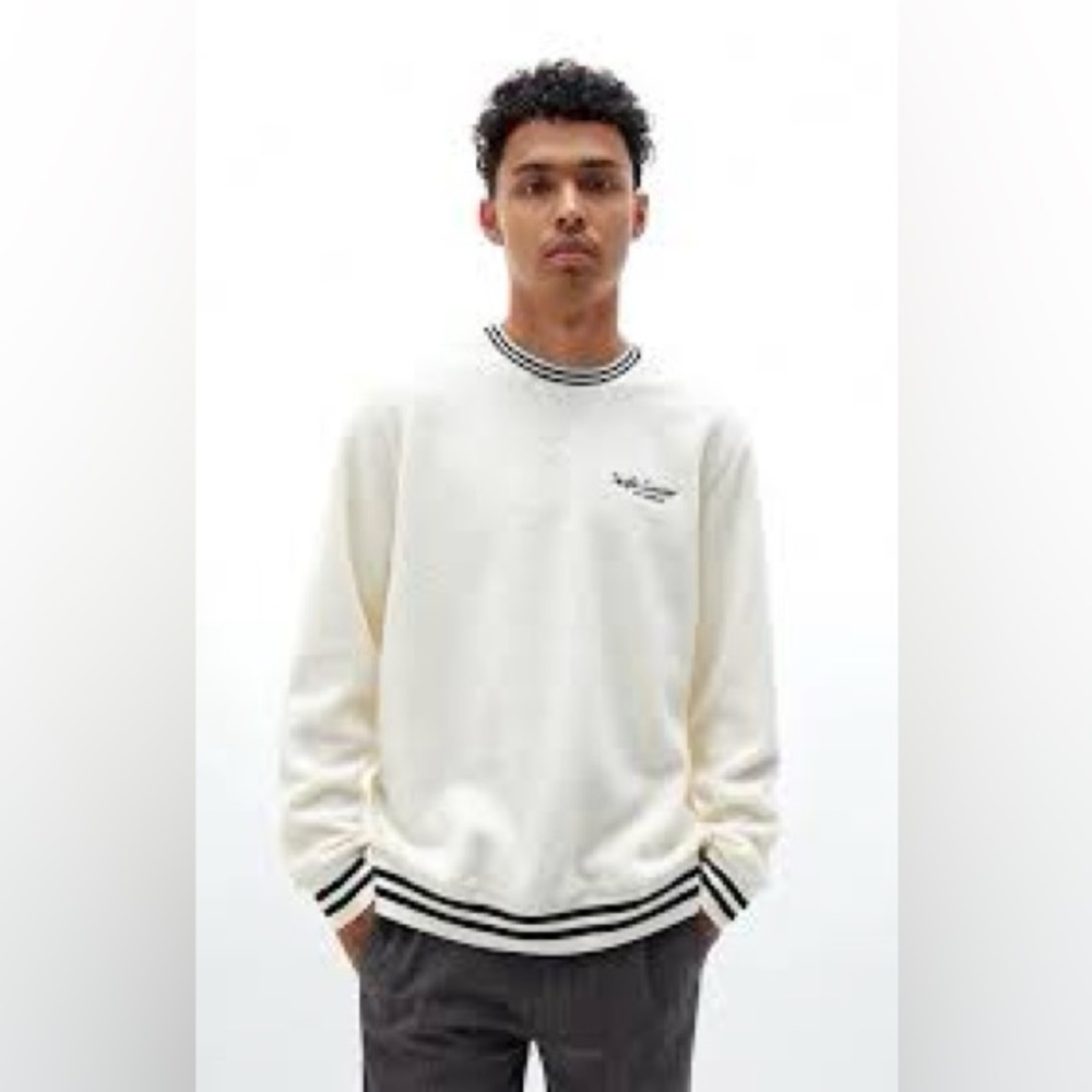 Pacsun embroidered sherpa crew neck sweatshirt
